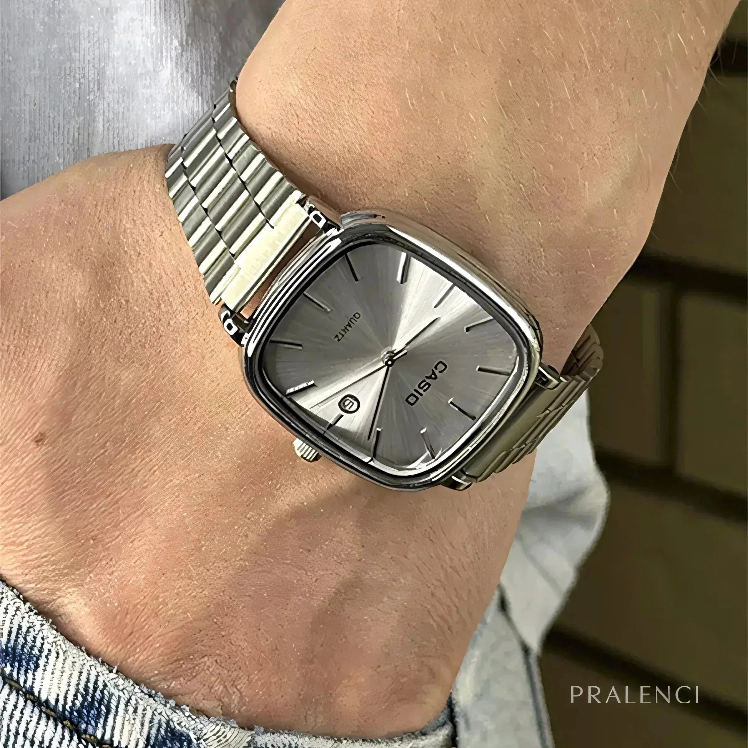 C A S I O Luxurious 36mm Watch - Water Resistant | Transferred steel Relógio CASIO Luxurious 36mm - Unissex Resistente à água | Aço Inoxidável Adelstein 